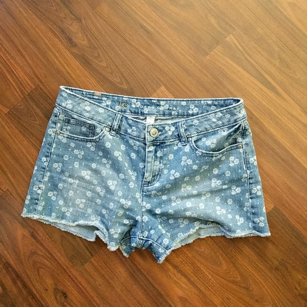 Flowered Shorts